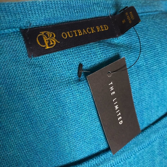 Outback Red | Short Sleeve Top - Picture 2 of 2